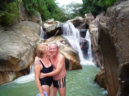 Visite de la cascade de Nha Trang (TREKKING, ESCALADE, NATATION)